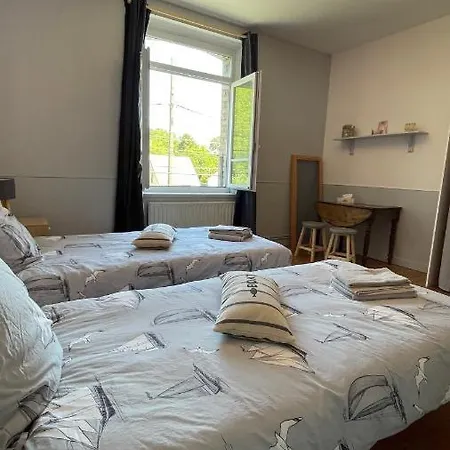Villa Au Beau Site A Proximite De La Plage *