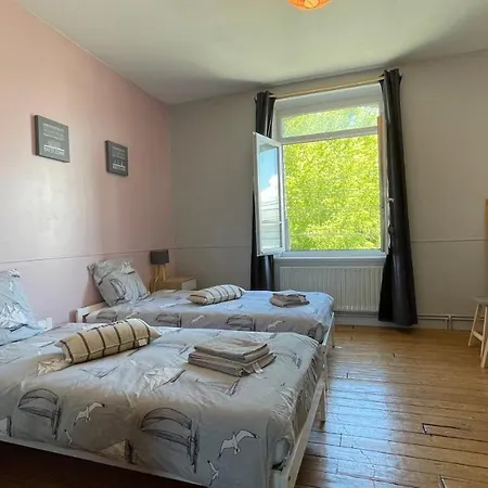 Villa Au Beau Site A Proximite De La Plage *